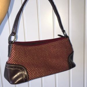 Tommy Hilfiger hand bag